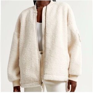 Abercrombie & Fitch Oversized Cream Sherpa Bomber Jacket - Size medium